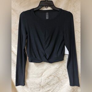NWT Beyond Yoga Cropped Top